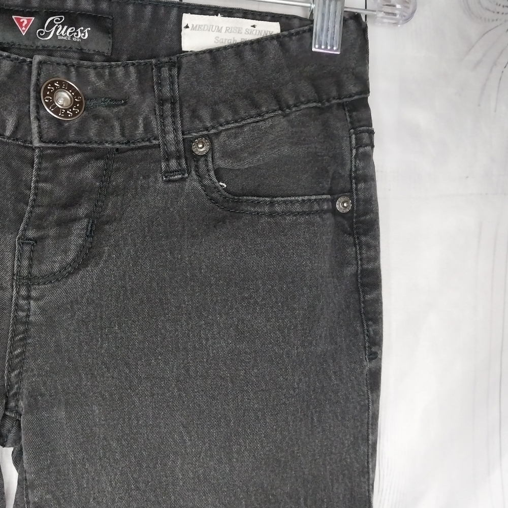Guess Medium Rise Sarah Fit Faded Black Skinny Jeans - Picture 4 of 15